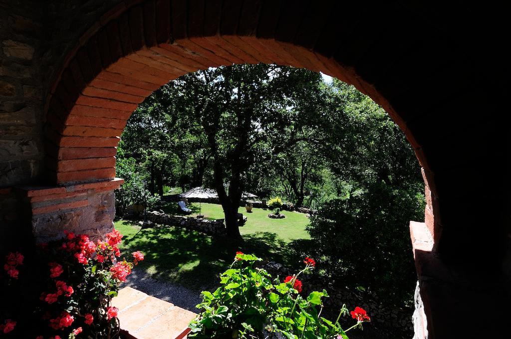 Agriturismo I Monti Семпрониано Экстерьер фото