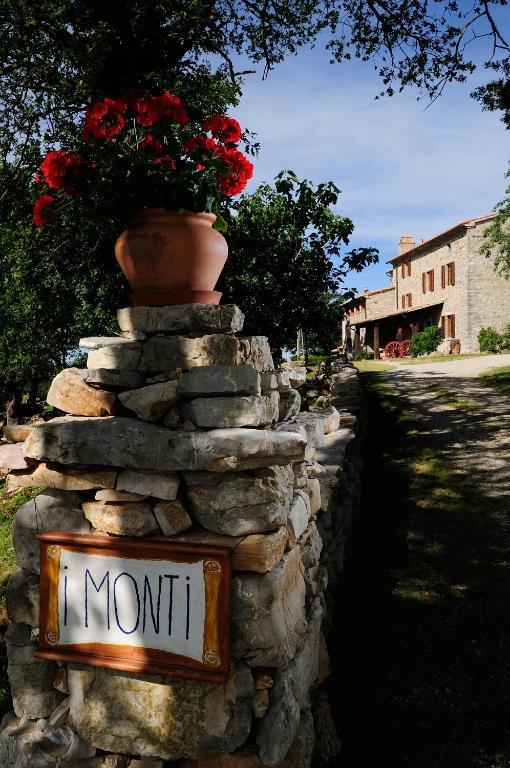 Agriturismo I Monti Семпрониано Экстерьер фото